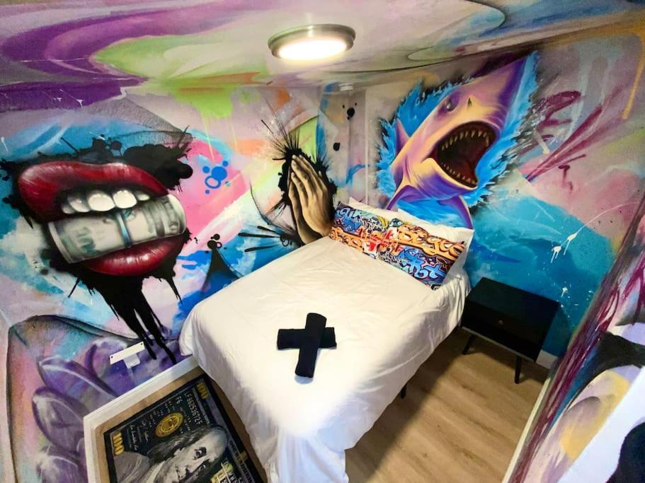 Cozy & Colorful Miami Art Canvas W/Hottub & Murals エクステリア 写真